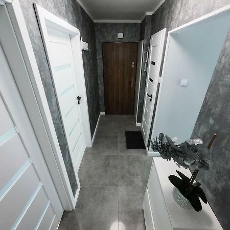 New Apartment - 300 M Town Hall - 3 Rooms - 7 People Вроцлав Екстериор снимка
