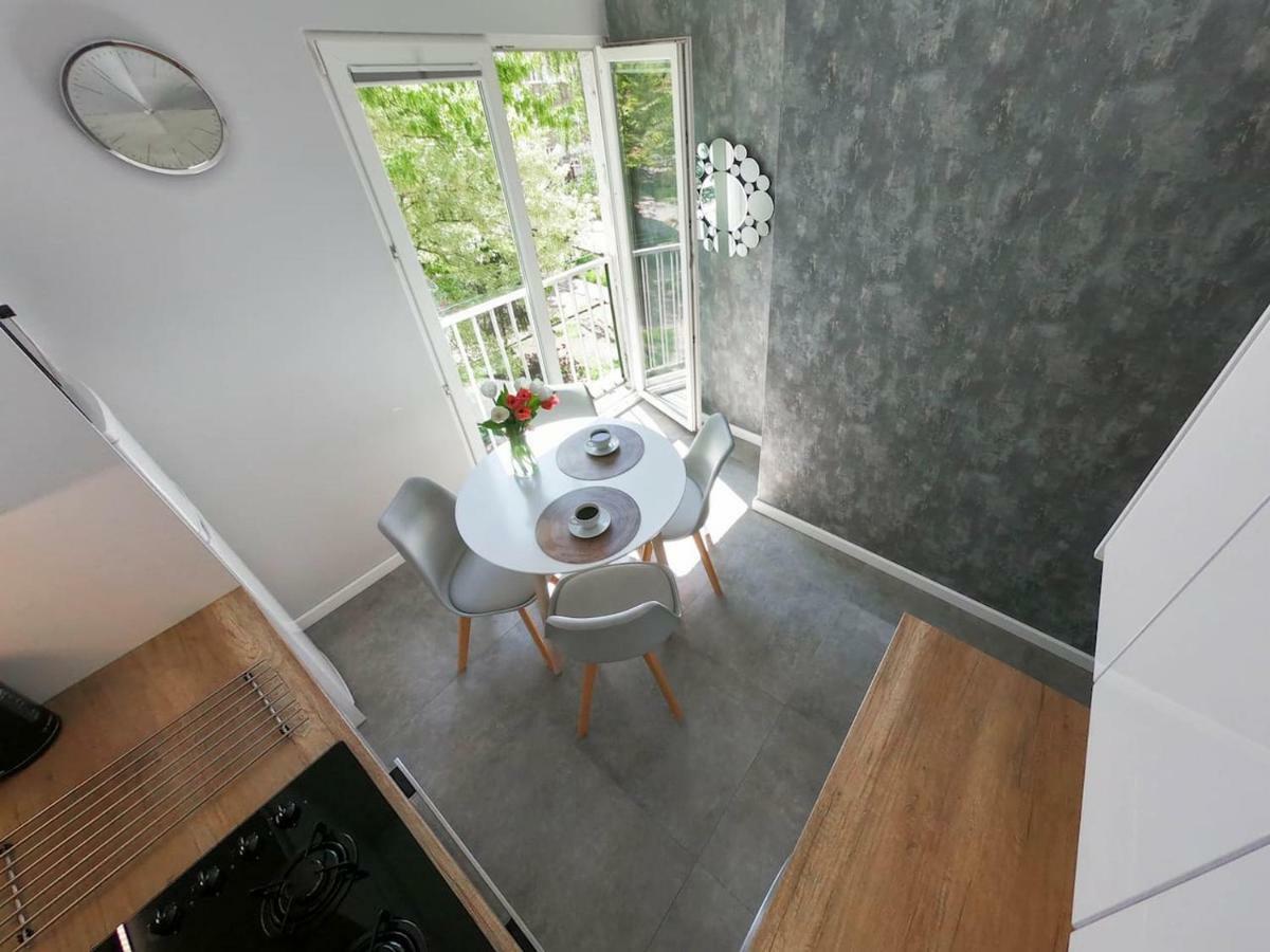 New Apartment - 300 M Town Hall - 3 Rooms - 7 People Вроцлав Екстериор снимка