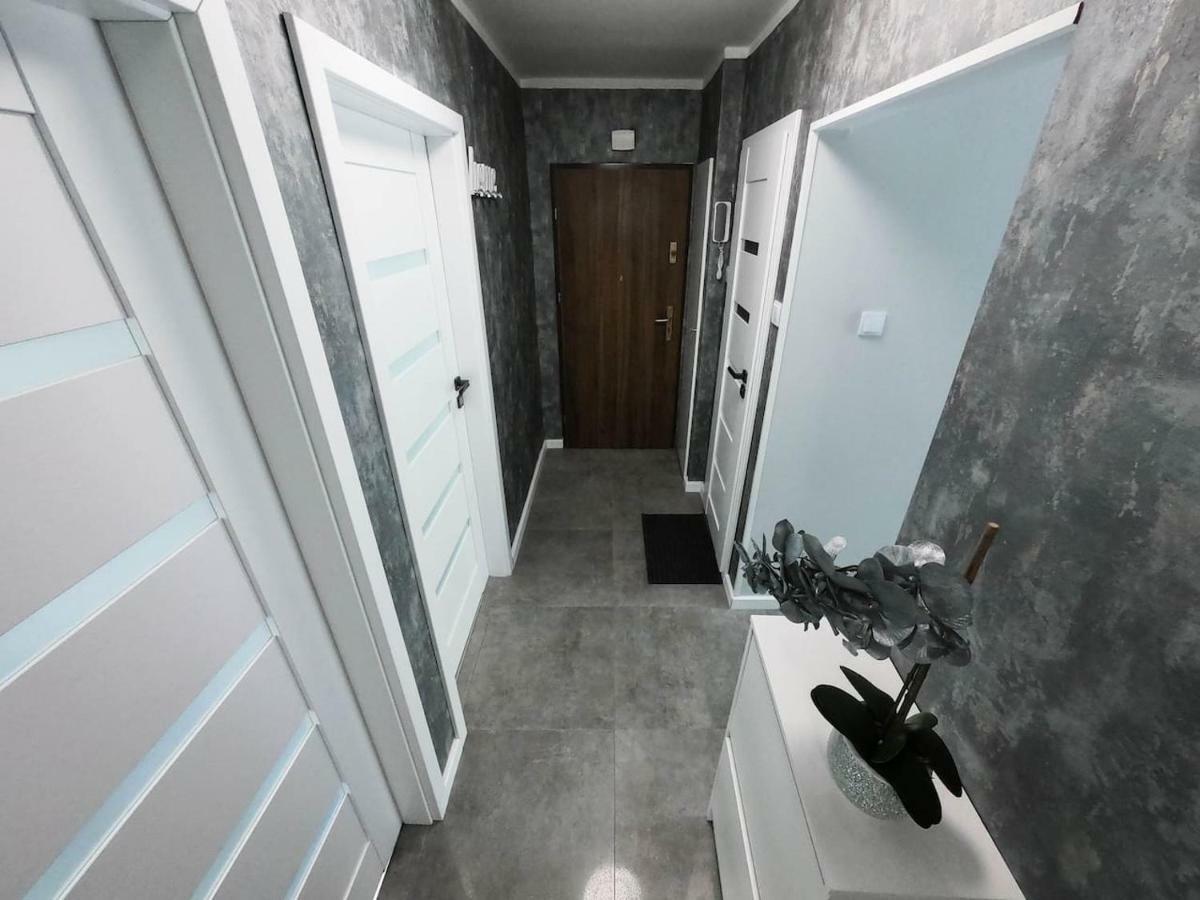 New Apartment - 300 M Town Hall - 3 Rooms - 7 People Вроцлав Екстериор снимка