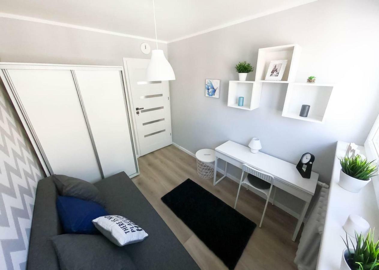 New Apartment - 300 M Town Hall - 3 Rooms - 7 People Вроцлав Екстериор снимка