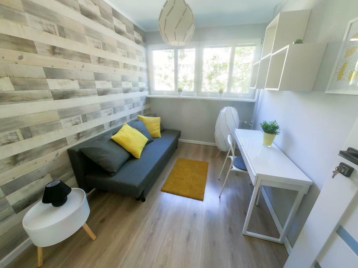 New Apartment - 300 M Town Hall - 3 Rooms - 7 People Вроцлав Екстериор снимка